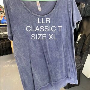 LuLaRoe Short Sleeve Tee in Faded Blue